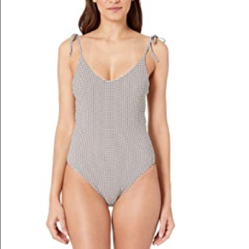 Onia Ginny One Piece
